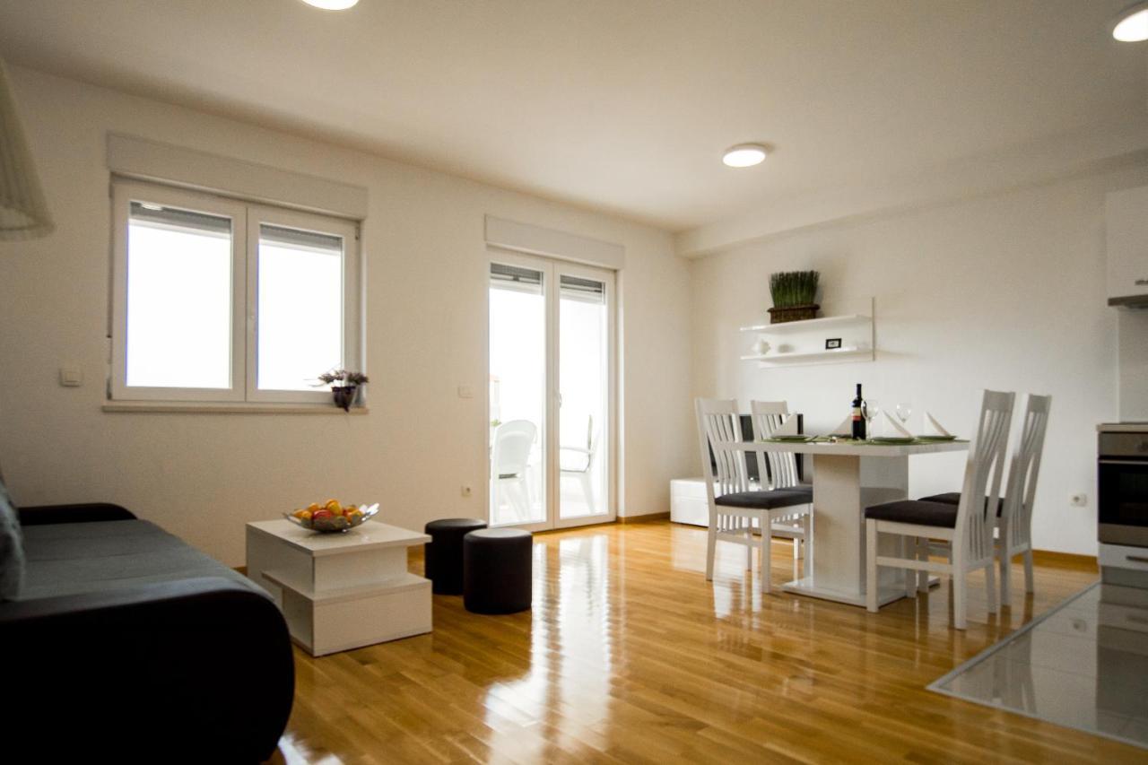 Apartments Mattea Makarska Exterior foto